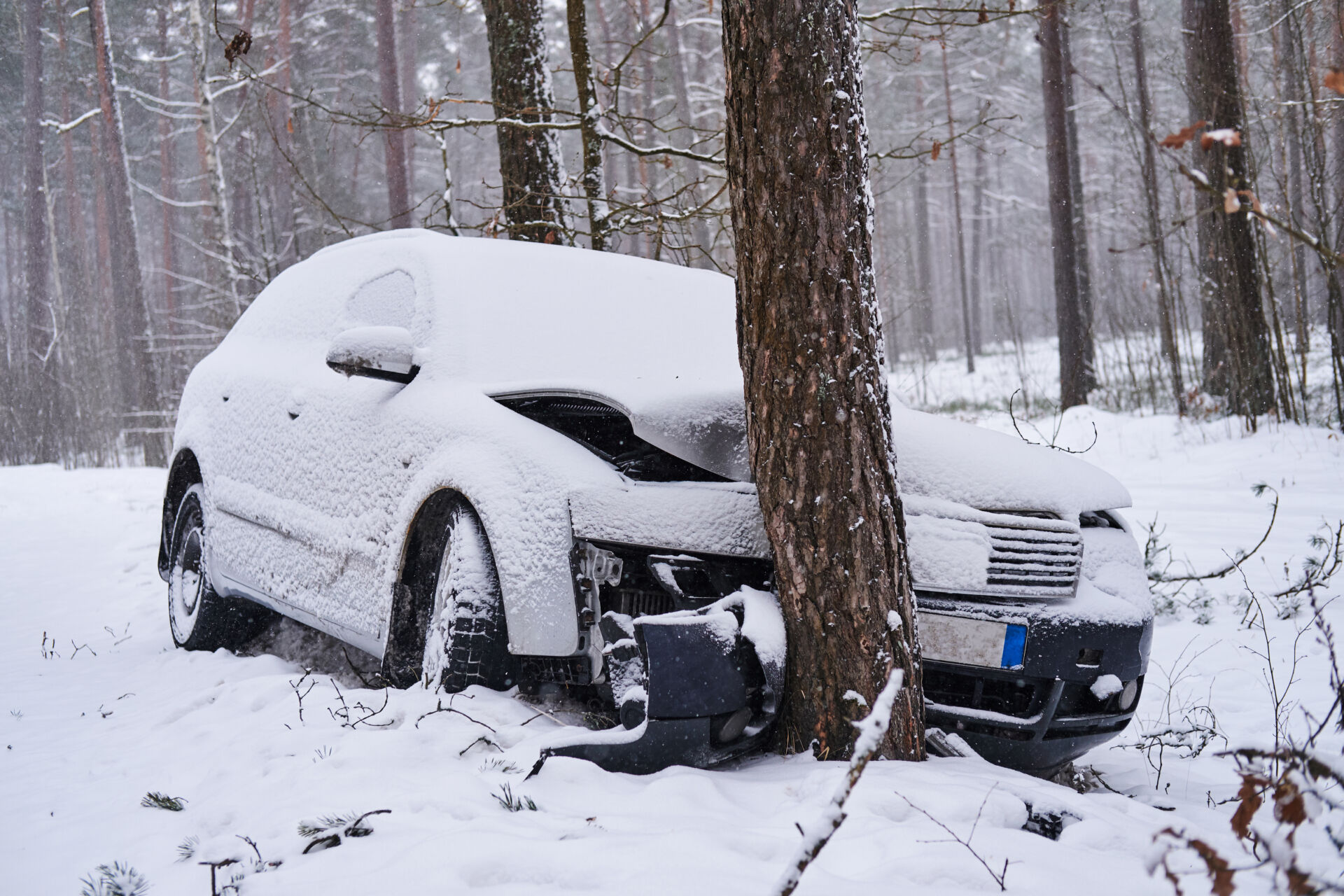 AVOID WINTER CAR ACCIDENTS